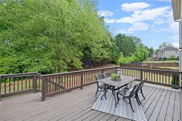 802 Windsor Ridge, Canton, GA 30115