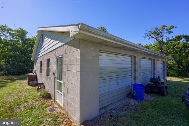 1200 ROUNDTOP RD, Lewisberry, PA 17339