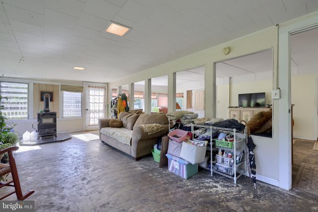 1200 ROUNDTOP RD, Lewisberry, PA 17339