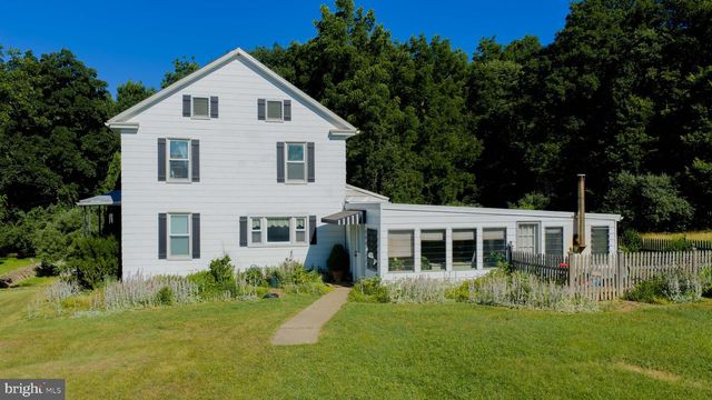 1200 ROUNDTOP RD, Lewisberry, PA 17339