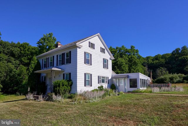 1200 ROUNDTOP RD, Lewisberry, PA 17339