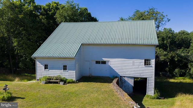 1200 ROUNDTOP RD, Lewisberry, PA 17339