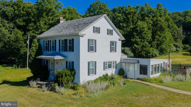 1200 ROUNDTOP RD, Lewisberry, PA 17339