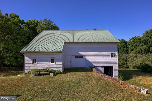 1200 ROUNDTOP RD, Lewisberry, PA 17339