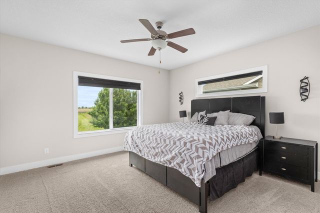 400 SE 17th Court, Grimes, IA 50111