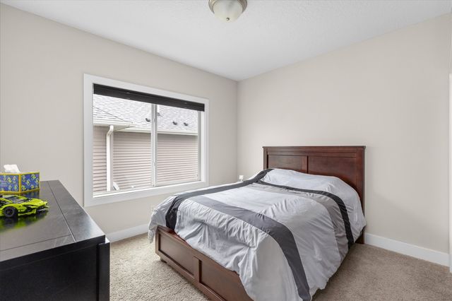 400 SE 17th Court, Grimes, IA 50111