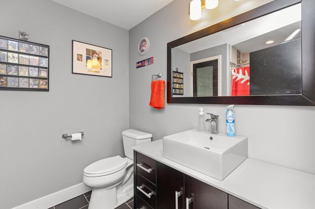 400 SE 17th Court, Grimes, IA 50111