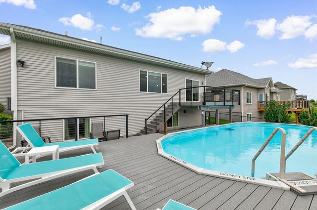 400 SE 17th Court, Grimes, IA 50111