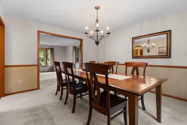 1511 S REBECCA LANE, Appleton, WI 54915
