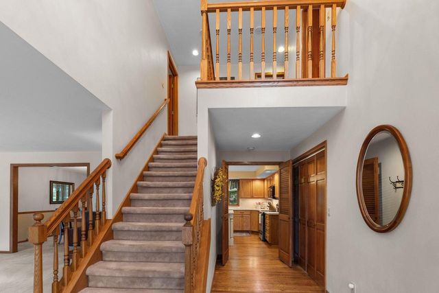 1511 S REBECCA LANE, Appleton, WI 54915