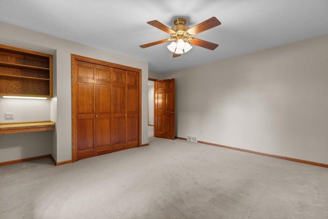 1511 S REBECCA LANE, Appleton, WI 54915