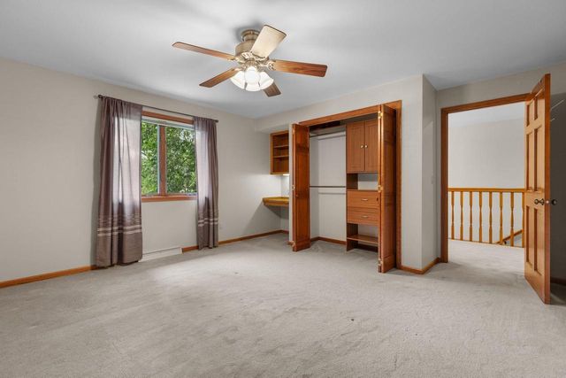 1511 S REBECCA LANE, Appleton, WI 54915
