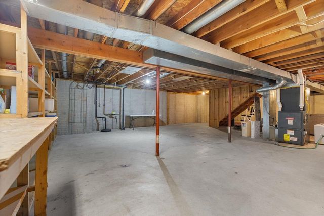 1511 S REBECCA LANE, Appleton, WI 54915