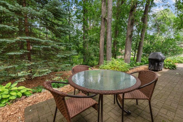 1511 S REBECCA LANE, Appleton, WI 54915