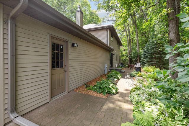 1511 S REBECCA LANE, Appleton, WI 54915