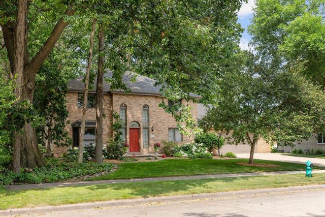1511 S REBECCA LANE, Appleton, WI 54915
