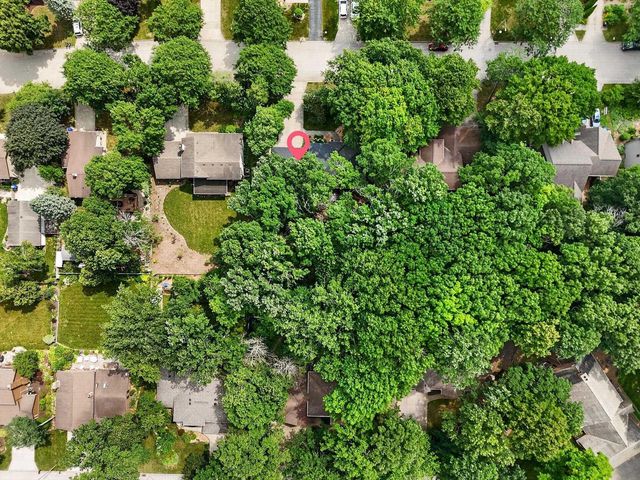 1511 S REBECCA LANE, Appleton, WI 54915