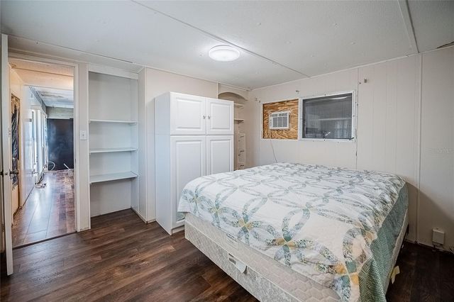 37228 EILEEN AVENUE, Zephyrhills, FL 33542