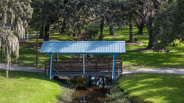 37228 EILEEN AVENUE, Zephyrhills, FL 33542