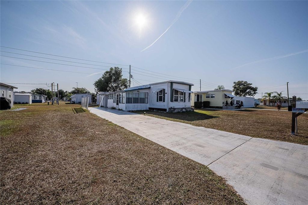 37228 EILEEN AVENUE, Zephyrhills, FL 33542