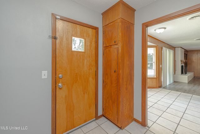 5216 Romany Drive, Jackson, MS 39211