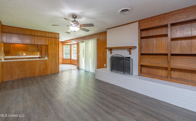 5216 Romany Drive, Jackson, MS 39211