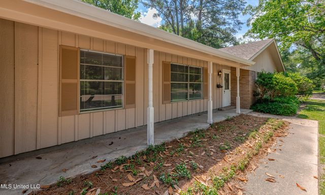 5216 Romany Drive, Jackson, MS 39211