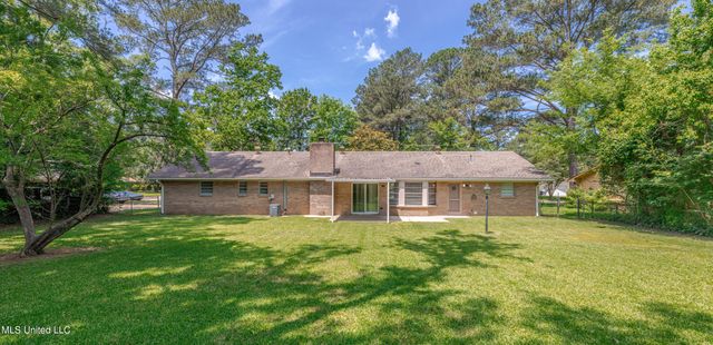 5216 Romany Drive, Jackson, MS 39211