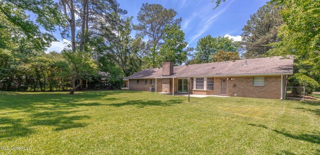 5216 Romany Drive, Jackson, MS 39211