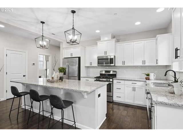 10291 Sw MADRID Loop, Wilsonville, OR 97070