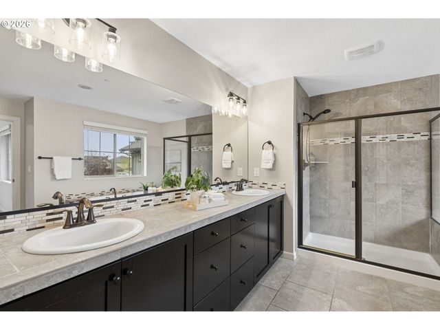 10291 Sw MADRID Loop, Wilsonville, OR 97070