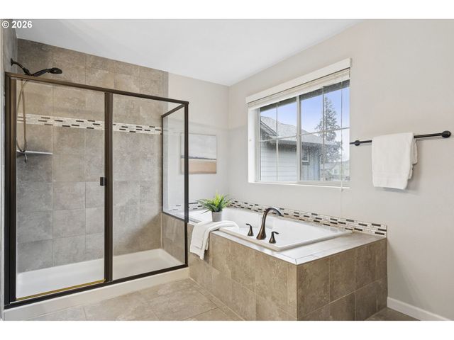 10291 Sw MADRID Loop, Wilsonville, OR 97070