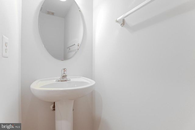 9613 LAUREL OAK DR, Fredericksburg, VA 22407