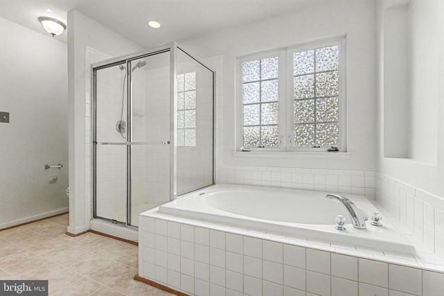 9613 LAUREL OAK DR, Fredericksburg, VA 22407