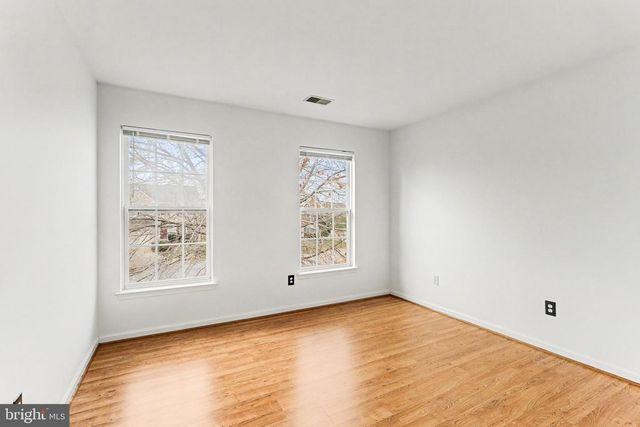 9613 LAUREL OAK DR, Fredericksburg, VA 22407