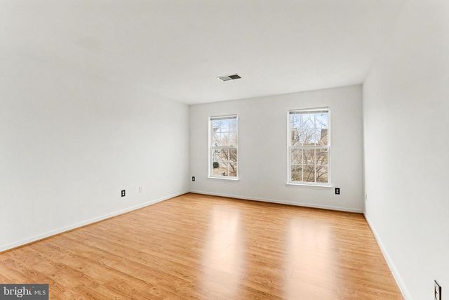 9613 LAUREL OAK DR, Fredericksburg, VA 22407