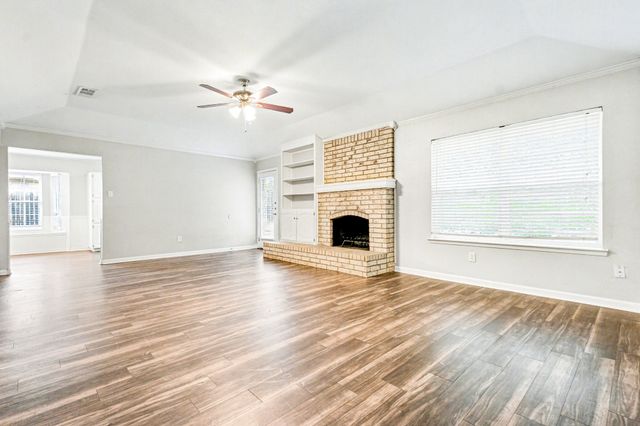 2424 Meadow Creek, Bedford, TX 76021