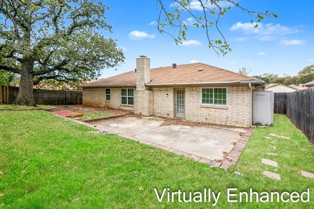 2424 Meadow Creek, Bedford, TX 76021