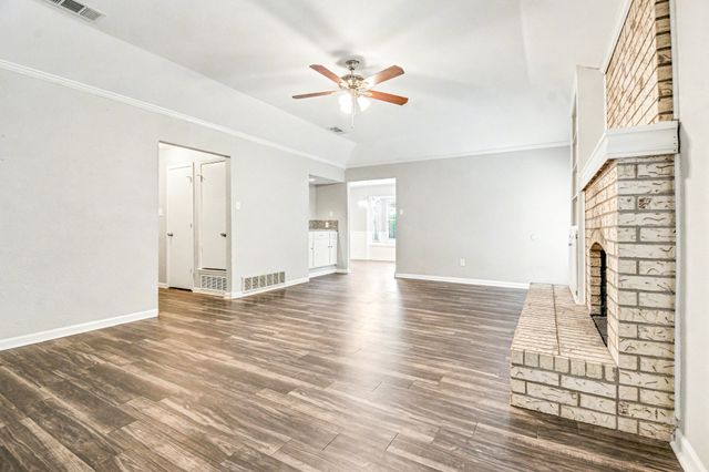 2424 Meadow Creek, Bedford, TX 76021