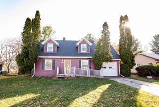 N55W37033 Harvard STREET, Oconomowoc, WI 53066