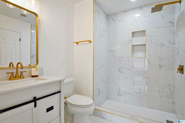 1020 VESTAVIA MANOR DRIVE, Vestavia Hills, AL 35216