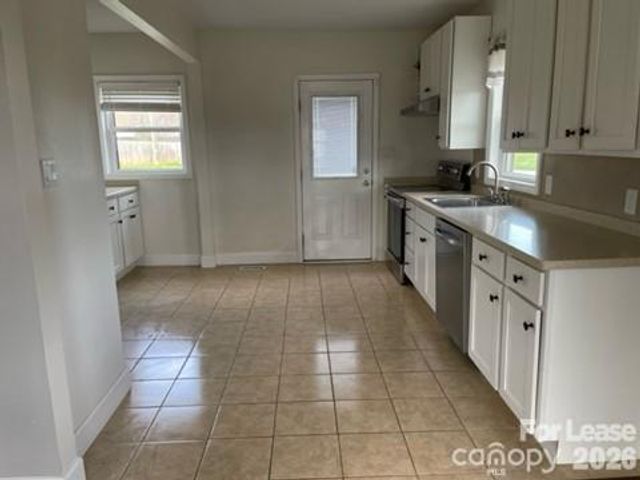 2520 Brentwood Place, Charlotte, NC 28208