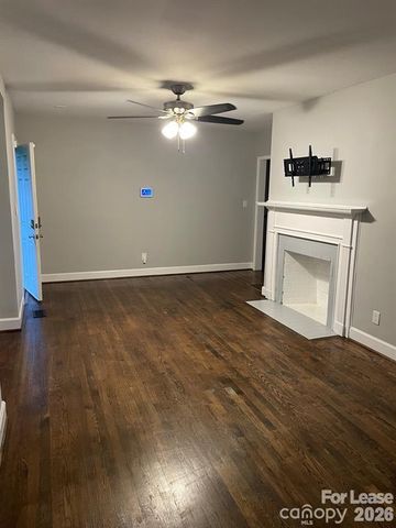 2520 Brentwood Place, Charlotte, NC 28208