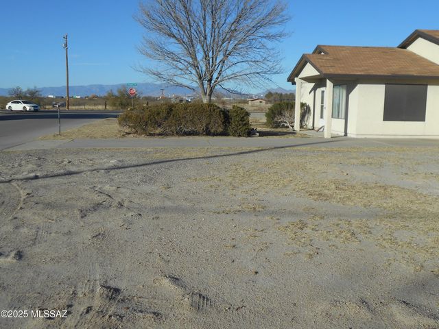 104 S Casas Lindas Drive, Willcox, AZ 85643