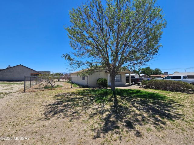 104 S Casas Lindas Drive, Willcox, AZ 85643
