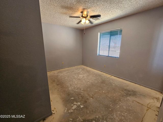 104 S Casas Lindas Drive, Willcox, AZ 85643