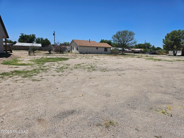 104 S Casas Lindas Drive, Willcox, AZ 85643