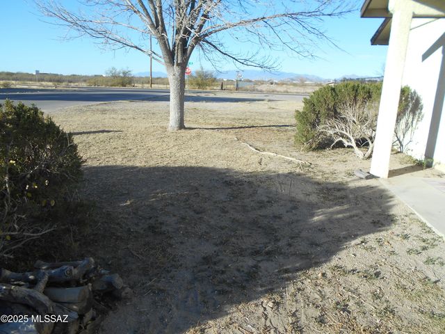 104 S Casas Lindas Drive, Willcox, AZ 85643