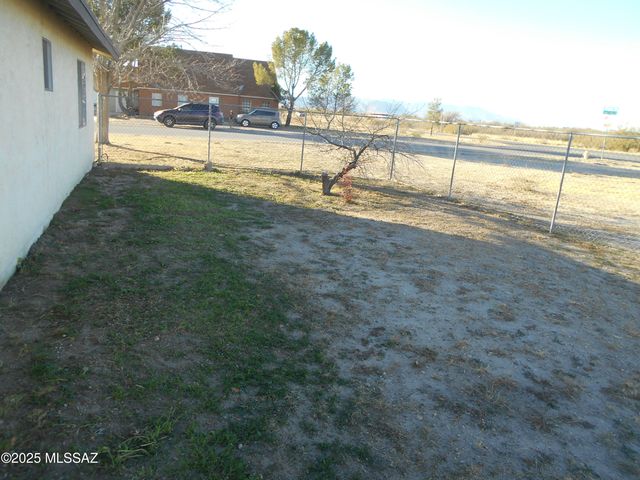 104 S Casas Lindas Drive, Willcox, AZ 85643