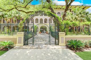 2700 Albany Street 3B, Houston, TX 77006